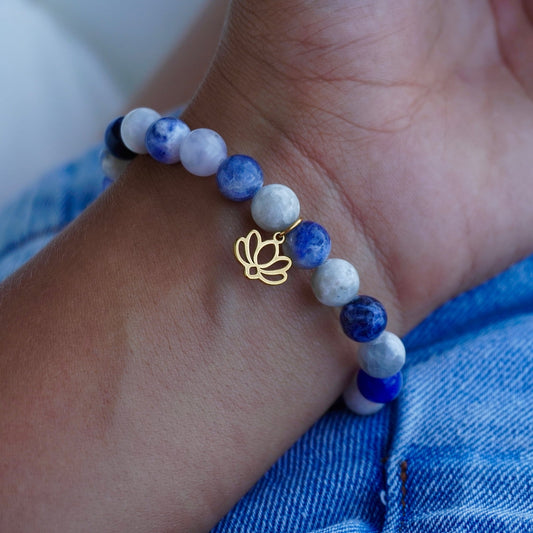 Le bracelet des hypersensibles | Sodalite | Lotus | OrpierreUneViePlusSaine